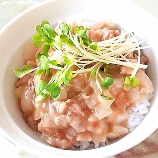 豚こまと玉ねぎで作る！簡単！あんかけ風豚丼♪